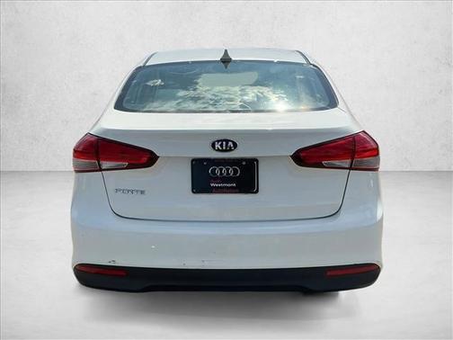 Clear White 2017 Kia Forte LX