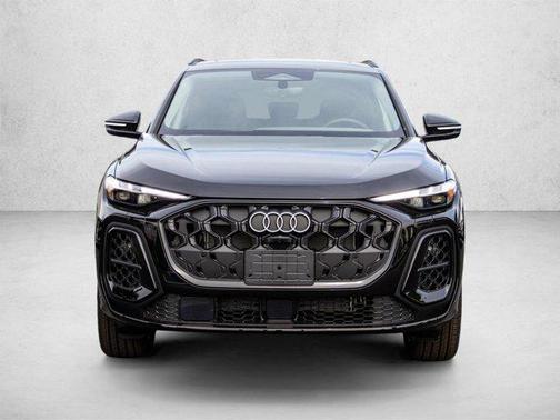 Mythos Black Metallic 2026 Audi Q5 Premium Plus TFSI quattro S tronic