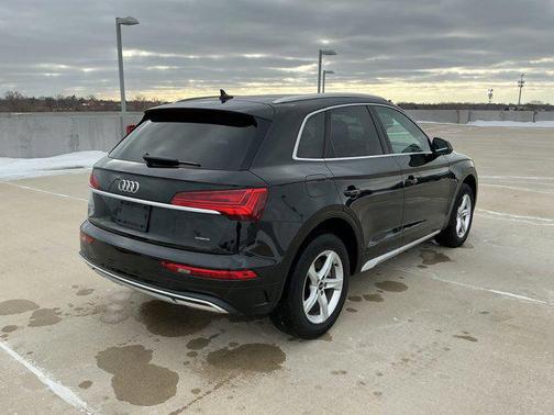 2023 Audi Q5 40 Premium
