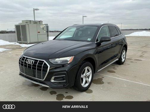 2023 Audi Q5 40 Premium