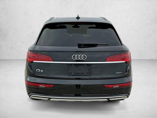 2023 Audi Q5 40 Premium