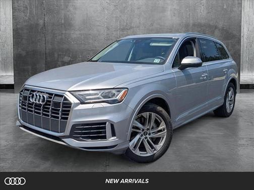 2022 Audi Q7 55 Premium Plus