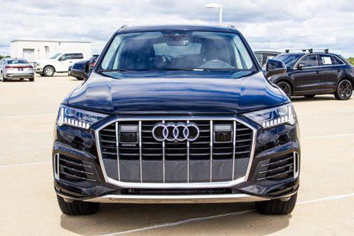 Mythos Black Metallic 2023 Audi Q7 45 Premium Plus