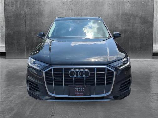 2022 Audi Q7 45 Premium