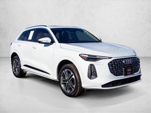 2025 Audi Q5 Premium Plus TFSI quattro S tronic