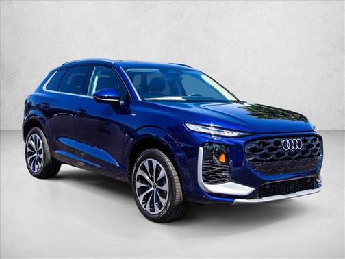 Navarra Blue Metallic 2026 Audi Q3 TFSI quattro S tronic