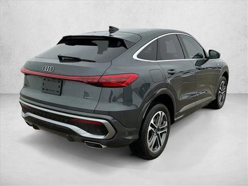 2025 Audi Q5 Premium Plus TFSI quattro S tronic