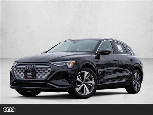 2024 Audi Q8 e-tron Premium Plus