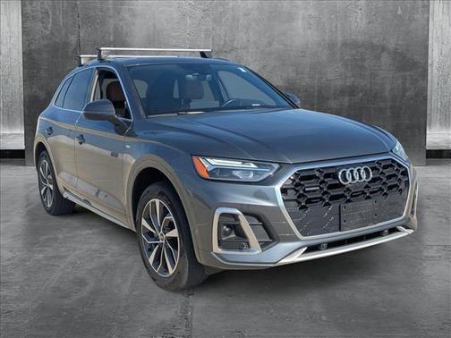 2022 Audi Q5 45 S line Premium Plus