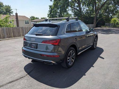 2022 Audi Q5 45 S line Premium Plus
