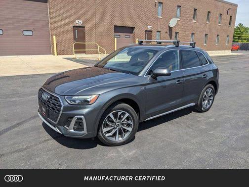 2022 Audi Q5 45 S line Premium Plus
