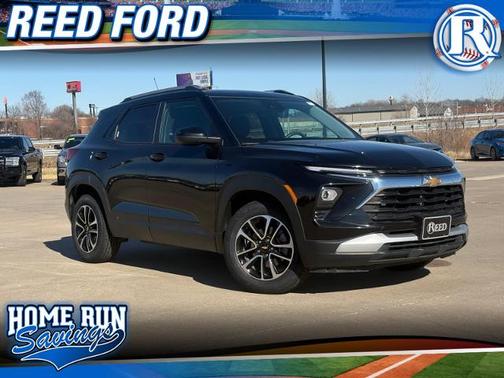 Mosaic Black Metallic 2025 Chevrolet Trailblazer LT