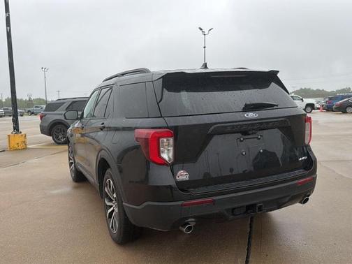 AGATE BLACK METALLIC 2022 Ford Explorer ST-LINE