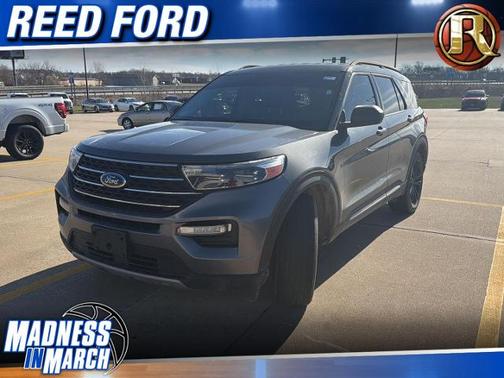CARBONIZED GRAY METALLIC 2021 Ford Explorer XLT