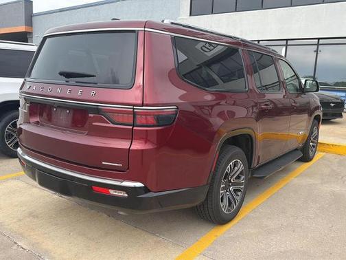 Velvet Red Pearlcoat 2024 Jeep Wagoneer SERIES II