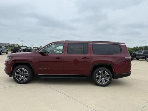 Velvet Red Pearlcoat 2024 Jeep Wagoneer SERIES II