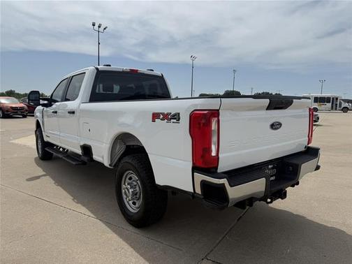 OXFORD WHITE 2025 Ford F-350 XL