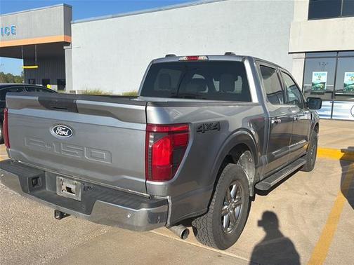 ICONIC SILVER METALLIC 2025 Ford F-150 XLT