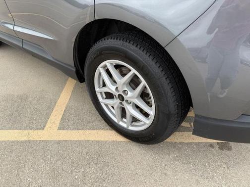 CARBONIZED GRAY 2024 Ford Edge SEL