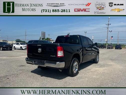 2019 RAM 1500 Big Horn/Lone Star Crew Cab 4x4 57' Box