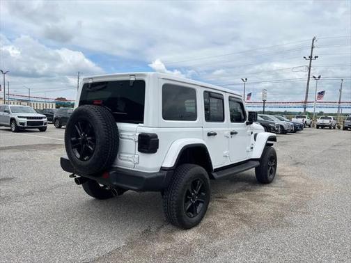 2021 Jeep Wrangler Unlimited Sahara Altitude 4x4