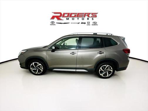 2023 Subaru Forester Touring