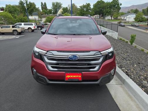 2025 Subaru Forester Hybrid Premium