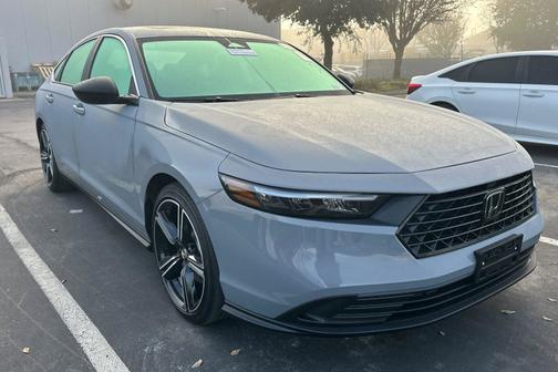 2025 Honda Accord Hybrid 