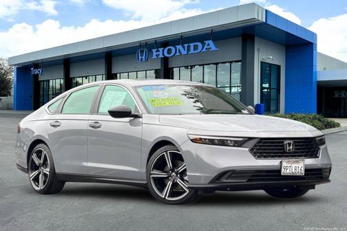 2025 Honda Accord Hybrid 