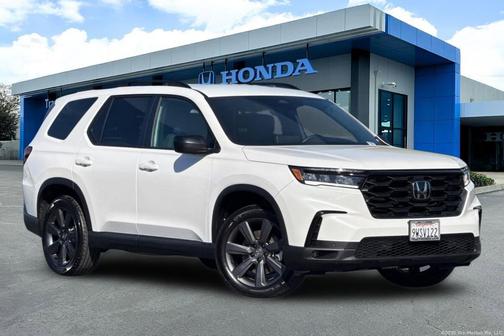 Platinum White Pearl 2025 Honda Pilot