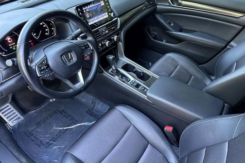 Lunar Silver Metallic 2022 Honda Accord