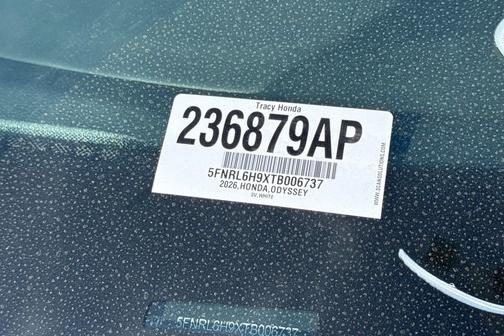 Platinum White Pearl 2026 Honda Odyssey