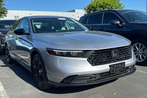 Solar Silver Metallic 2025 Honda Accord