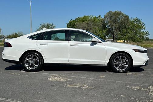 2024 Honda Accord 