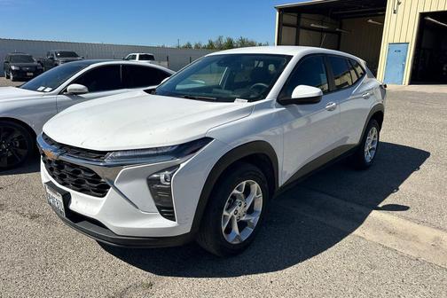 2024 Chevrolet Trax LS