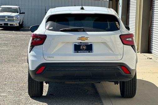 2024 Chevrolet Trax LS