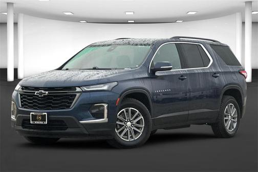 2022 Chevrolet Traverse LT Cloth