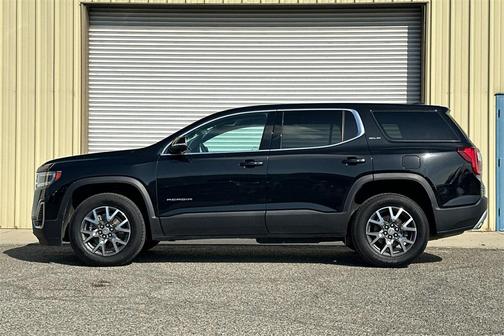 2022 GMC Acadia AWD SLE