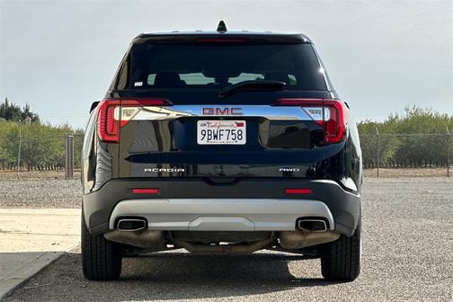 2022 GMC Acadia AWD SLE