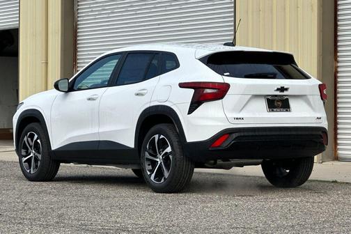 2026 Chevrolet Trax FWD 1RS