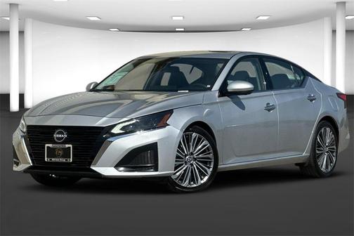 2023 Nissan Altima 2.5 SL