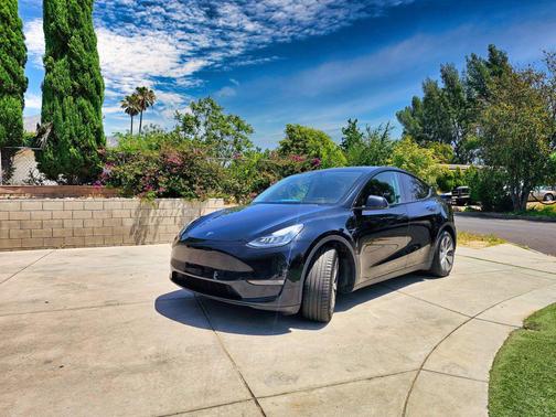 Solid Black 2023 Tesla Model Y Long Range Dual Motor All-Wheel Drive