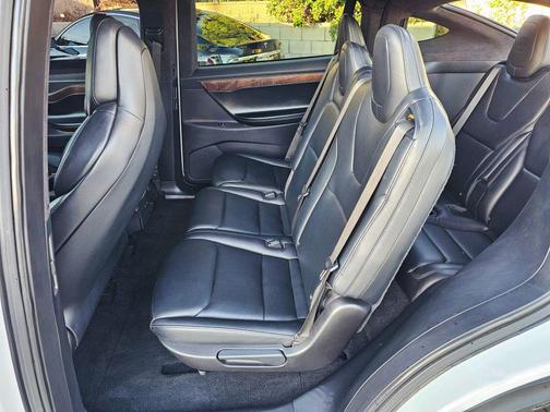 2020 Tesla Model X Long Range Sport Utility 4D
