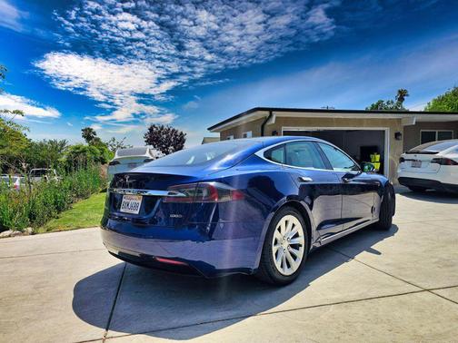 2017 Tesla Model S 100D
