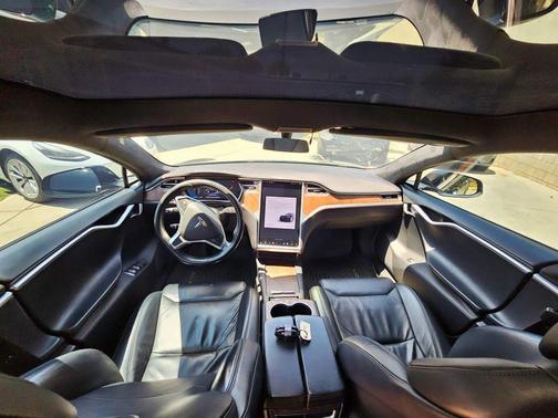 2017 Tesla Model S P100D