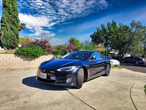 2018 Tesla Model S 100D