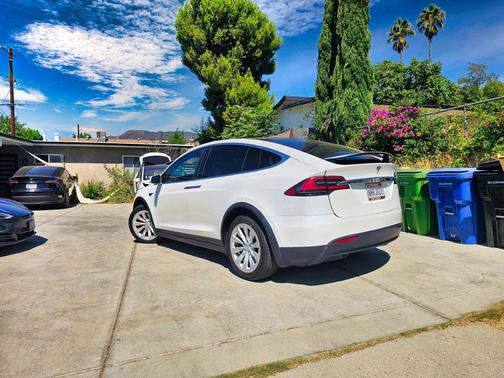 2020 Tesla Model X Long Range Plus Sport Utility 4D
