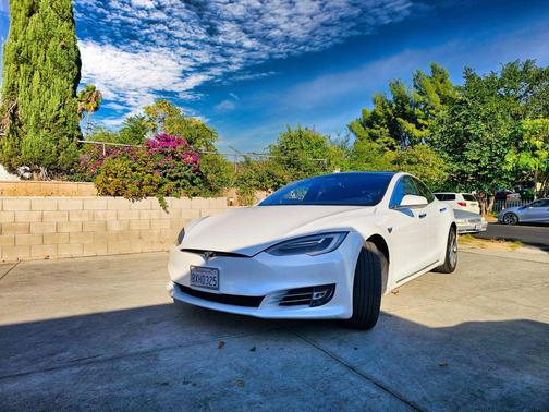 2021 Tesla Model S Long Range Plus