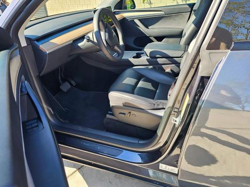 Stealth Grey 2024 Tesla Model Y Long Range Dual Motor All-Wheel Drive