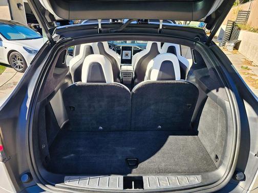 2018 Tesla Model X 100D